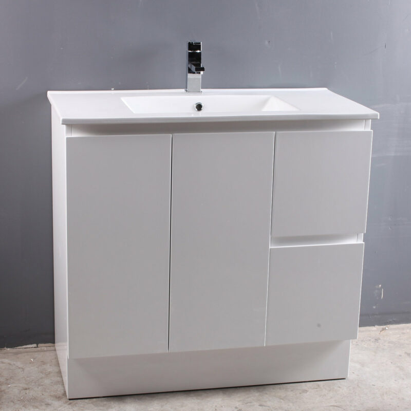 ROXIO 900E Gloss White Free Standing Vanity