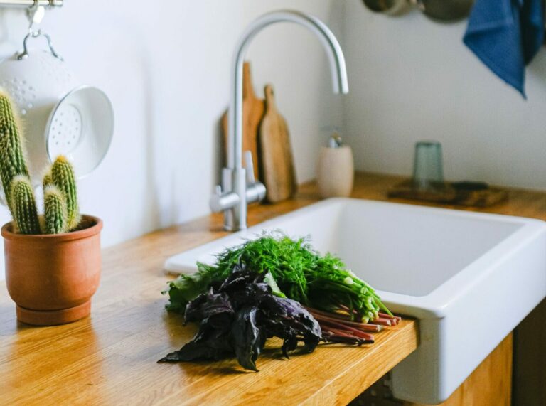 pexels-anna-shvets-12673926-scaled-e1774007443842-768x571